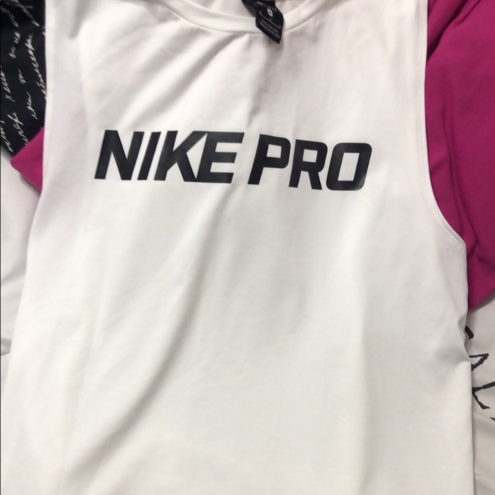 Nike Pro Tank Size M